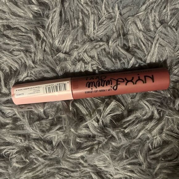 Nyx makeup bundle - Picture 7 of 7
